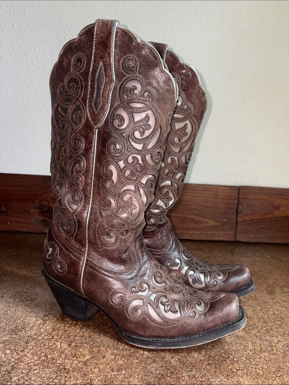 Ariat Brown Western Embroidered Heeled Boots